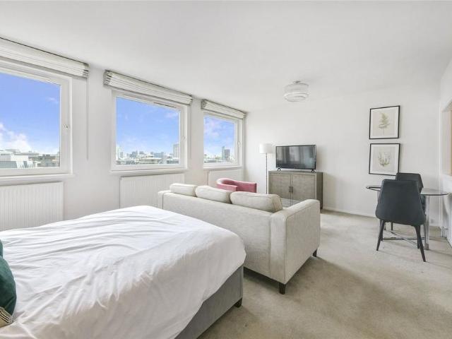 Studio to rent