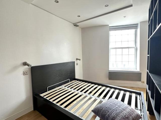 Studio to rent