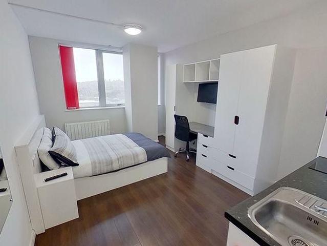 Studio to rent