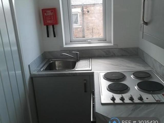 Studio to rent