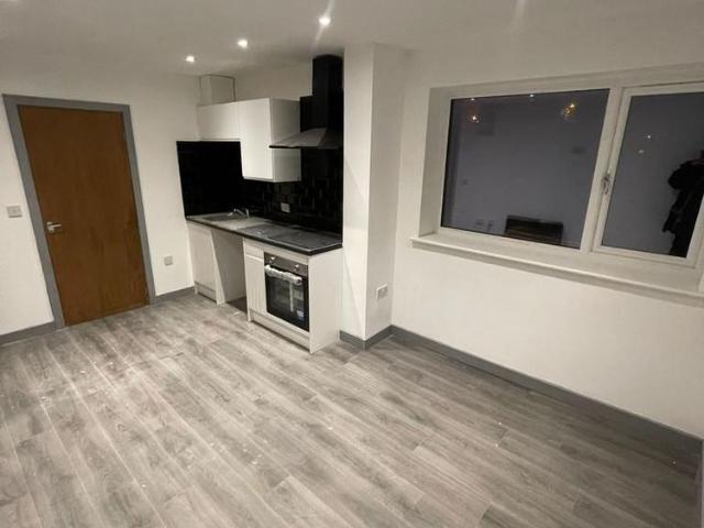 Studio to rent