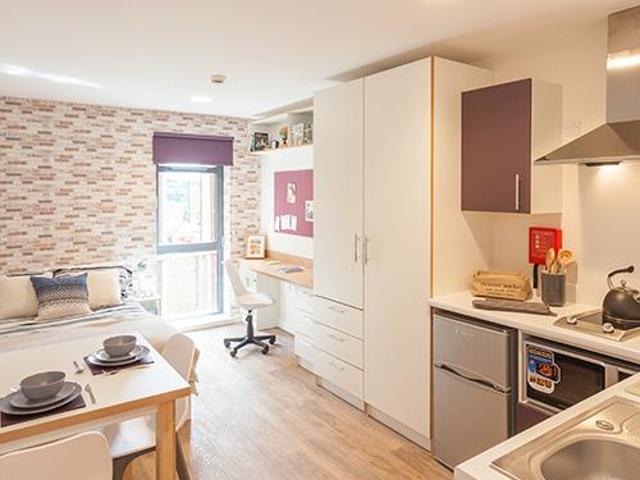 Studio to rent