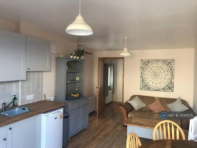 Studio to rent