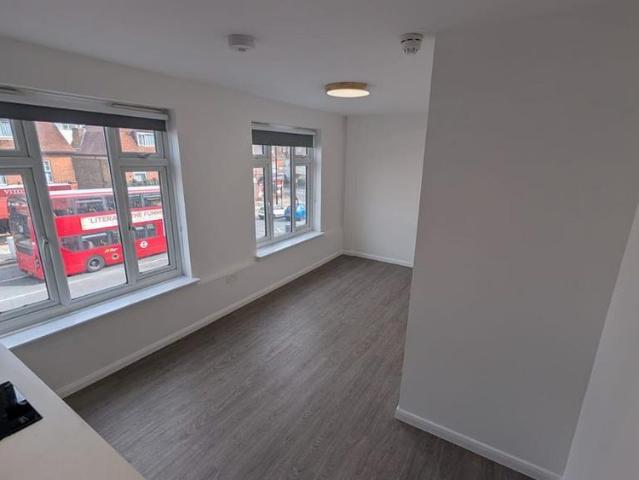 Studio to rent