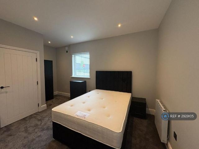 Studio to rent