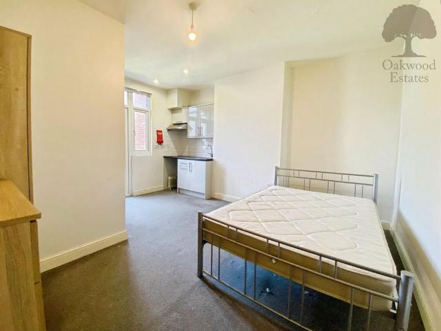Studio to rent