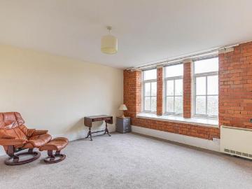 Studio to rent