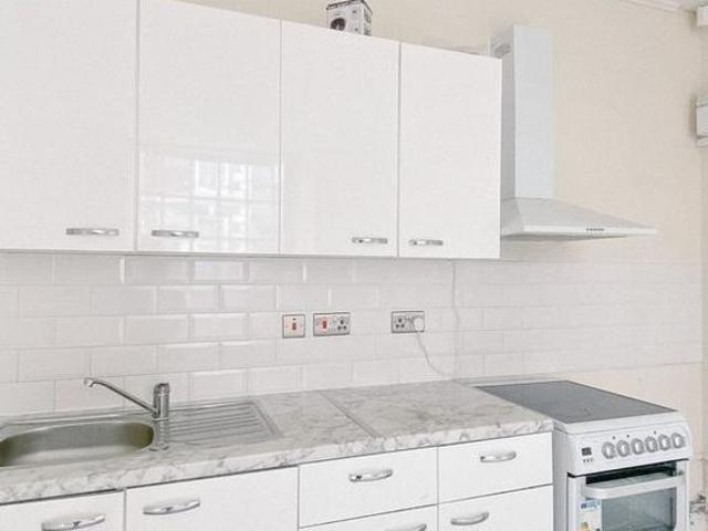 Studio to rent