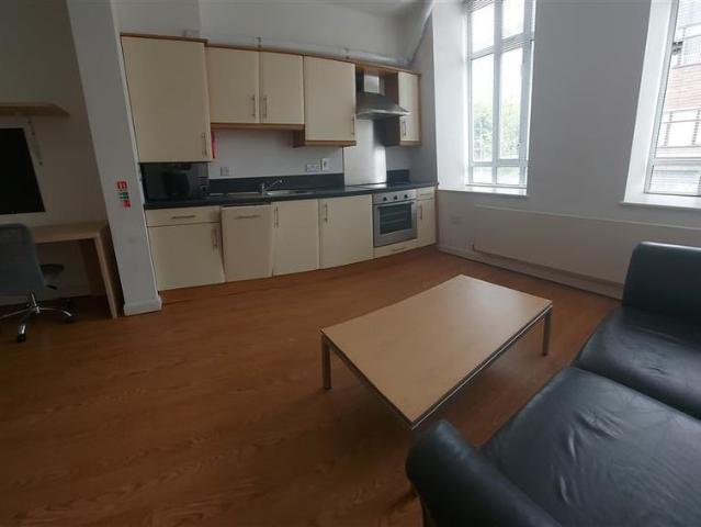 Studio to rent