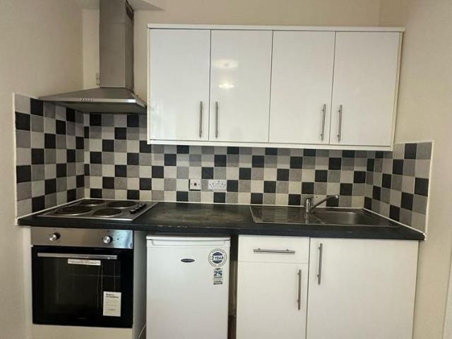 Studio to rent