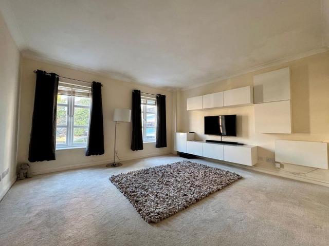 Studio to rent