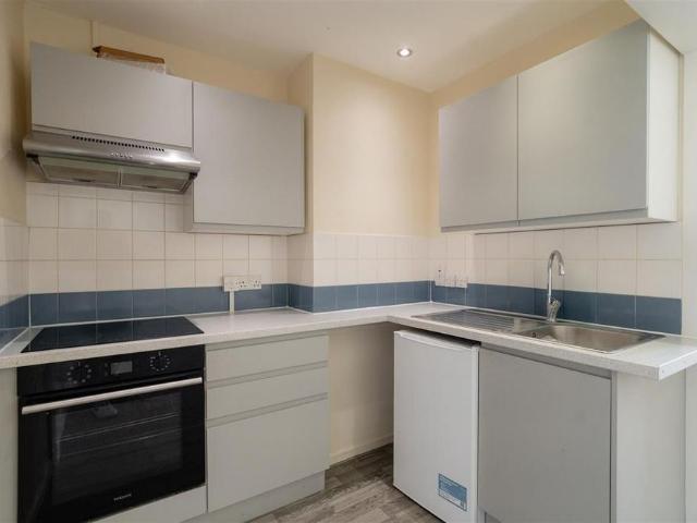 Studio to rent