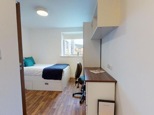 Studio to rent