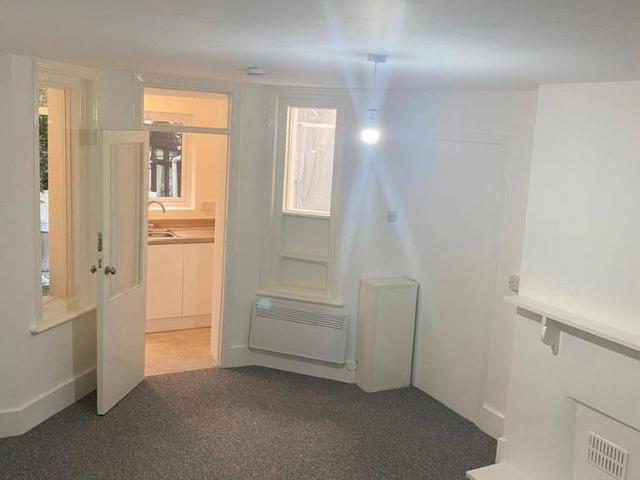 Studio to rent