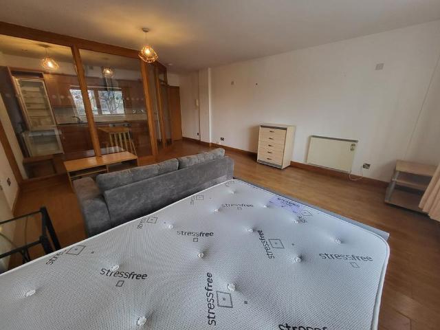 Studio to rent