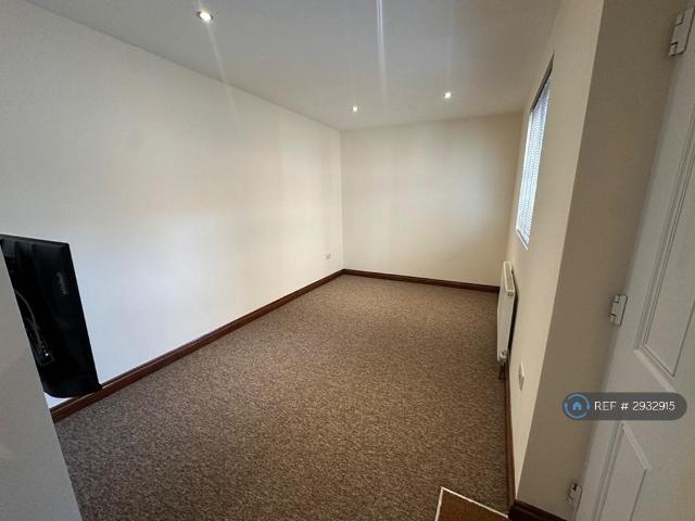 Studio to rent
