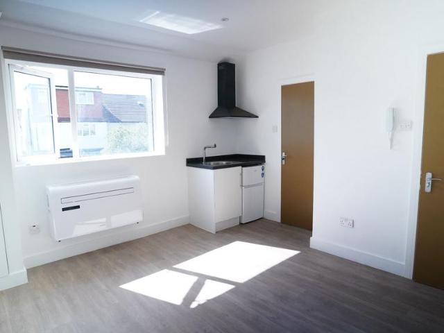 Studio to rent