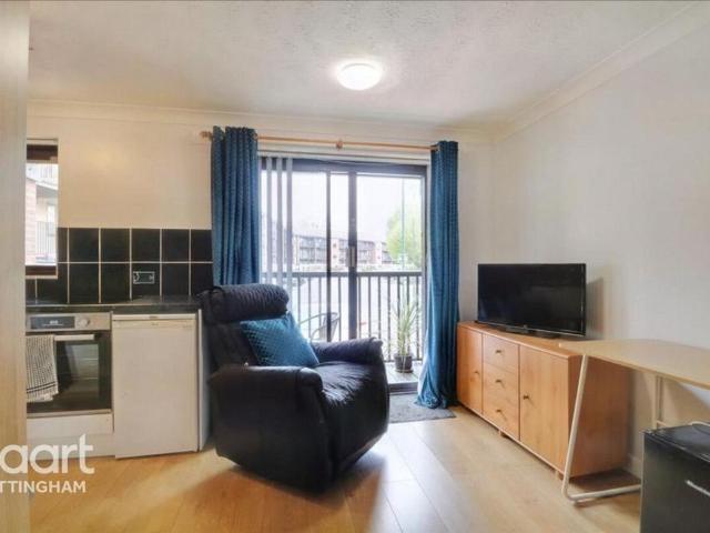 Studio to rent