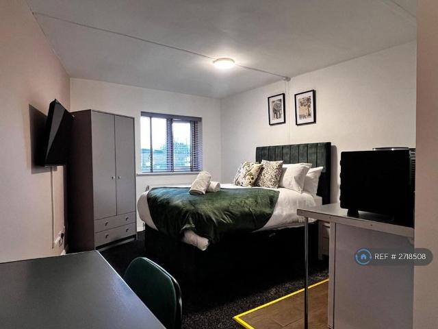 Studio to rent