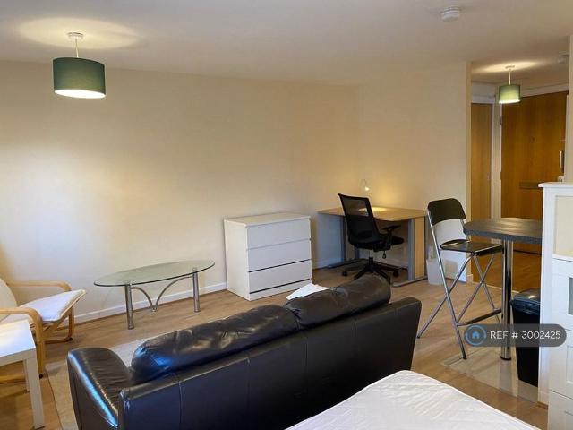 Studio to rent