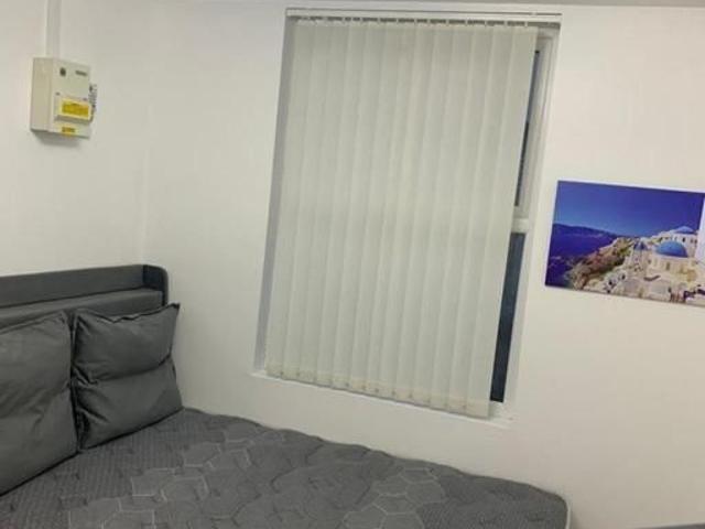 Studio to rent