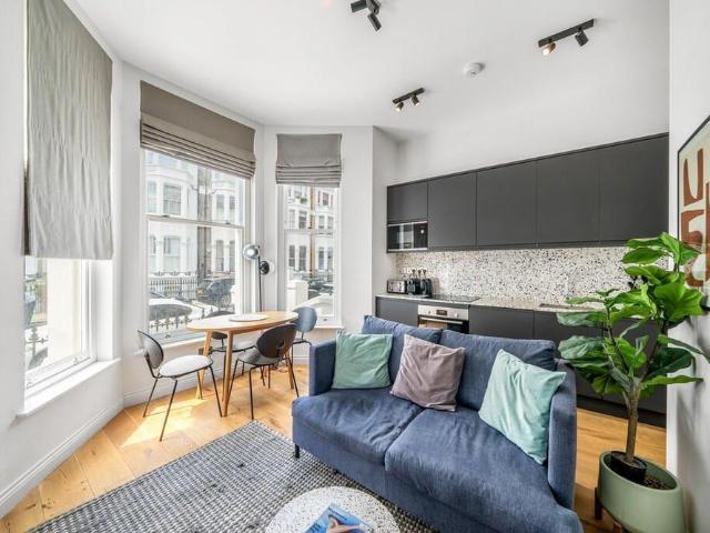 Studio to rent