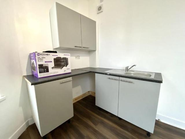 Studio to rent
