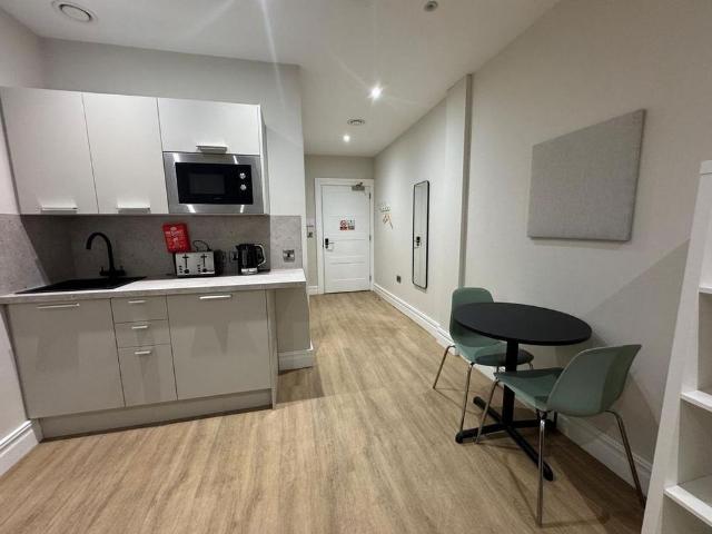 Studio to rent