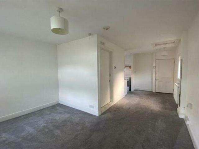 Studio to rent