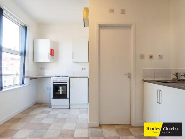 Studio to rent