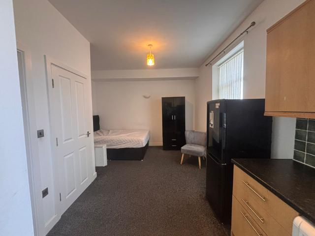 Studio to rent