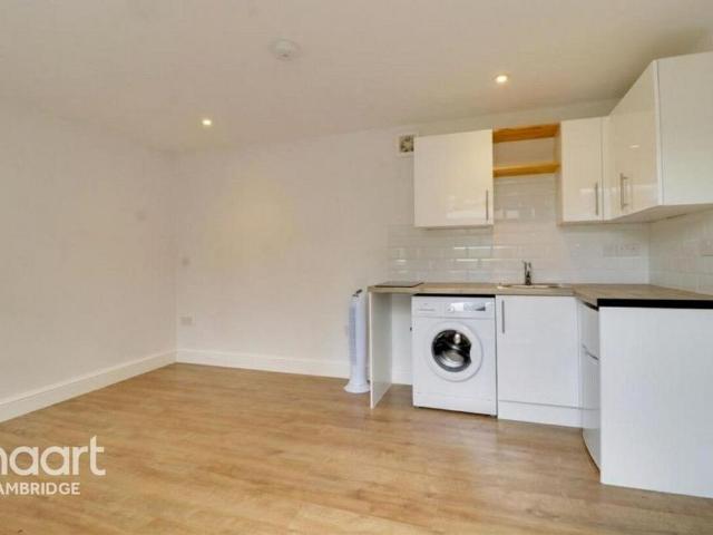 Studio to rent