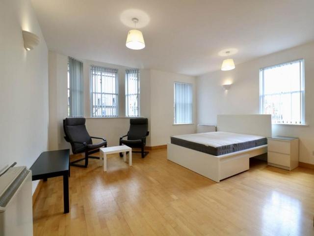 Studio to rent