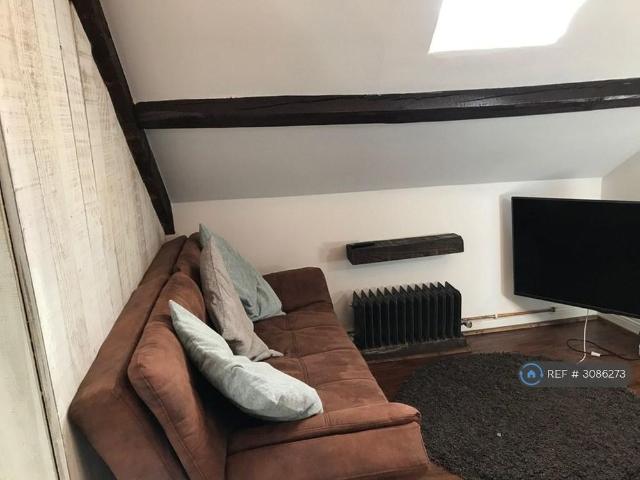 Studio to rent