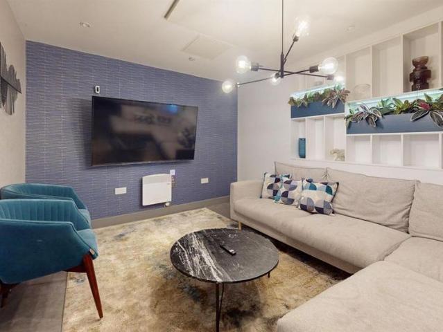 Studio to rent