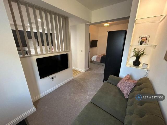 Studio to rent