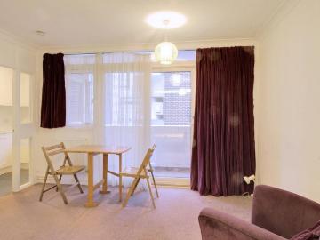 Aldgate, EC3, Central London, London, Greater London