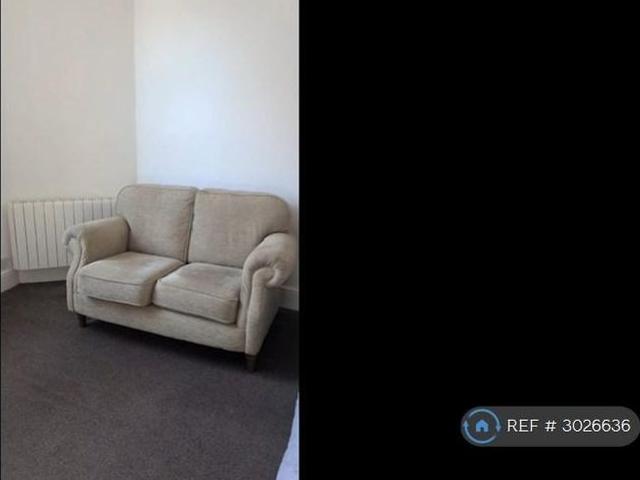 Studio to rent