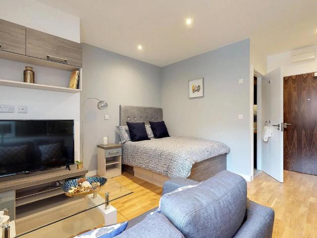 Studio to rent