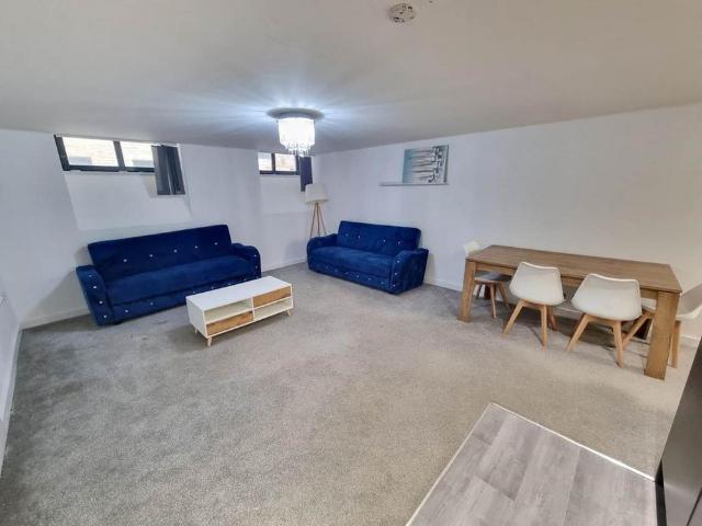 Studio to rent