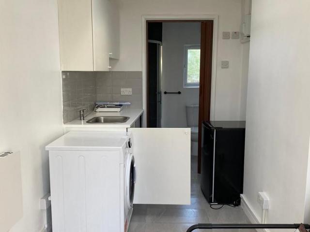 Studio to rent