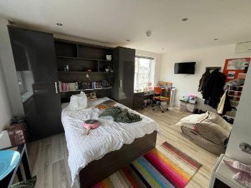 Studio to rent