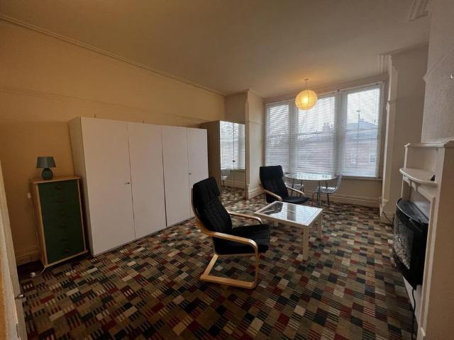 Studio to rent