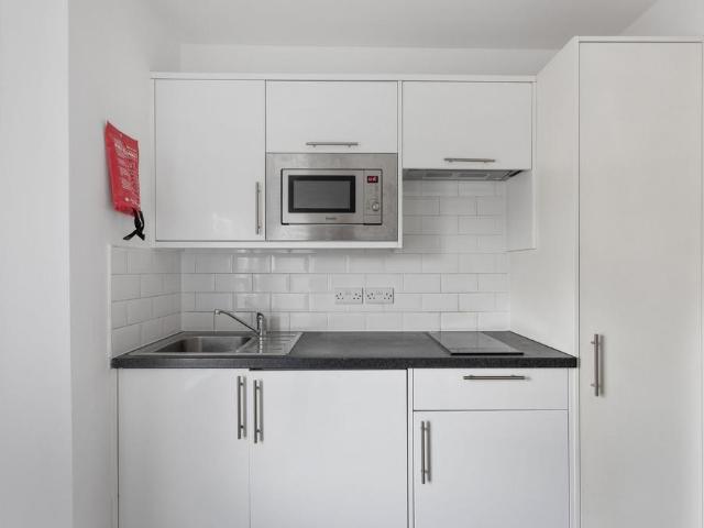 Studio to rent