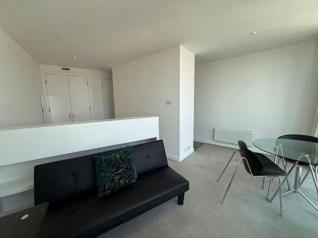 Studio to rent