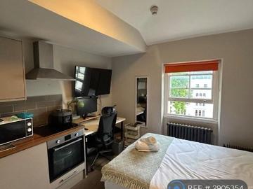 Studio to rent