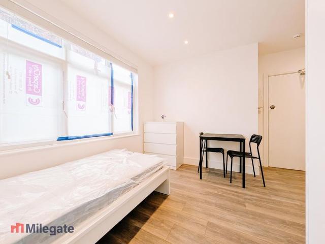 Studio to rent