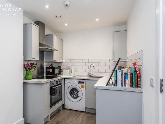 Studio to rent
