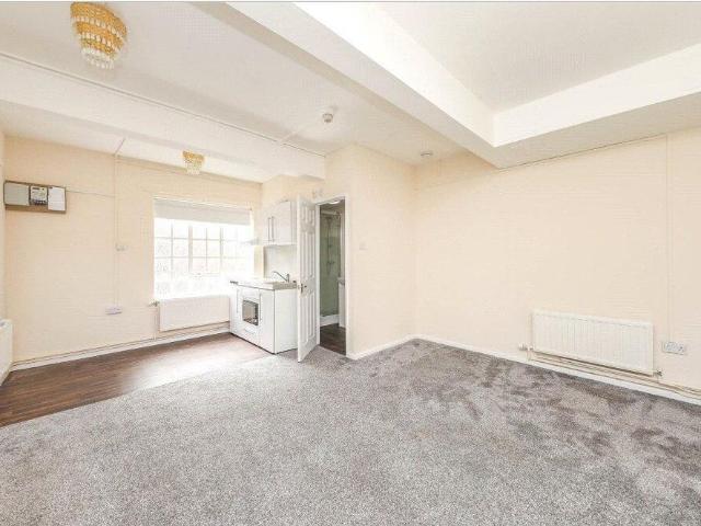 Studio to rent