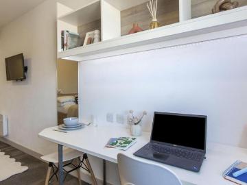 Studio to rent